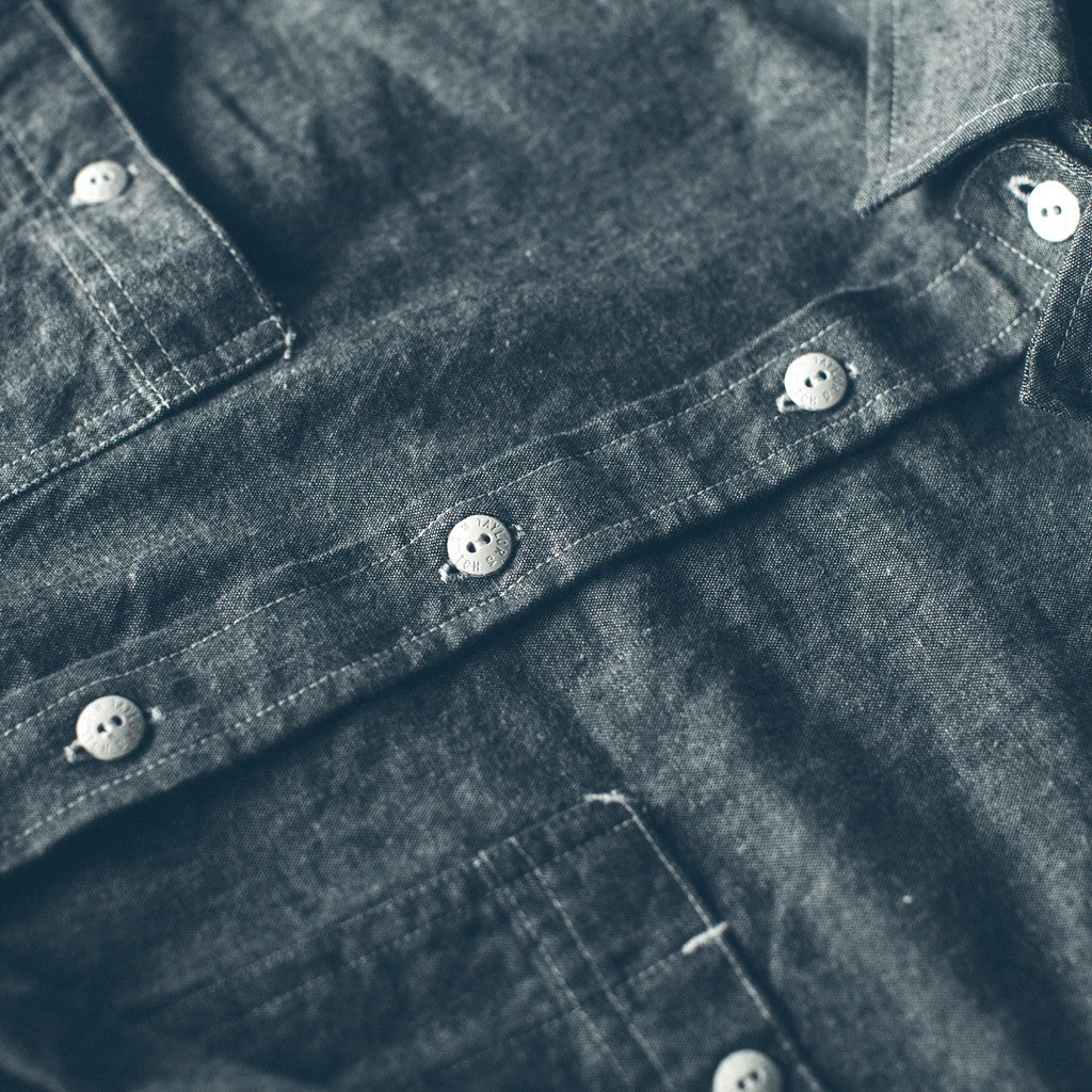 The California In Charcoal Everyday Chambray - Image 6