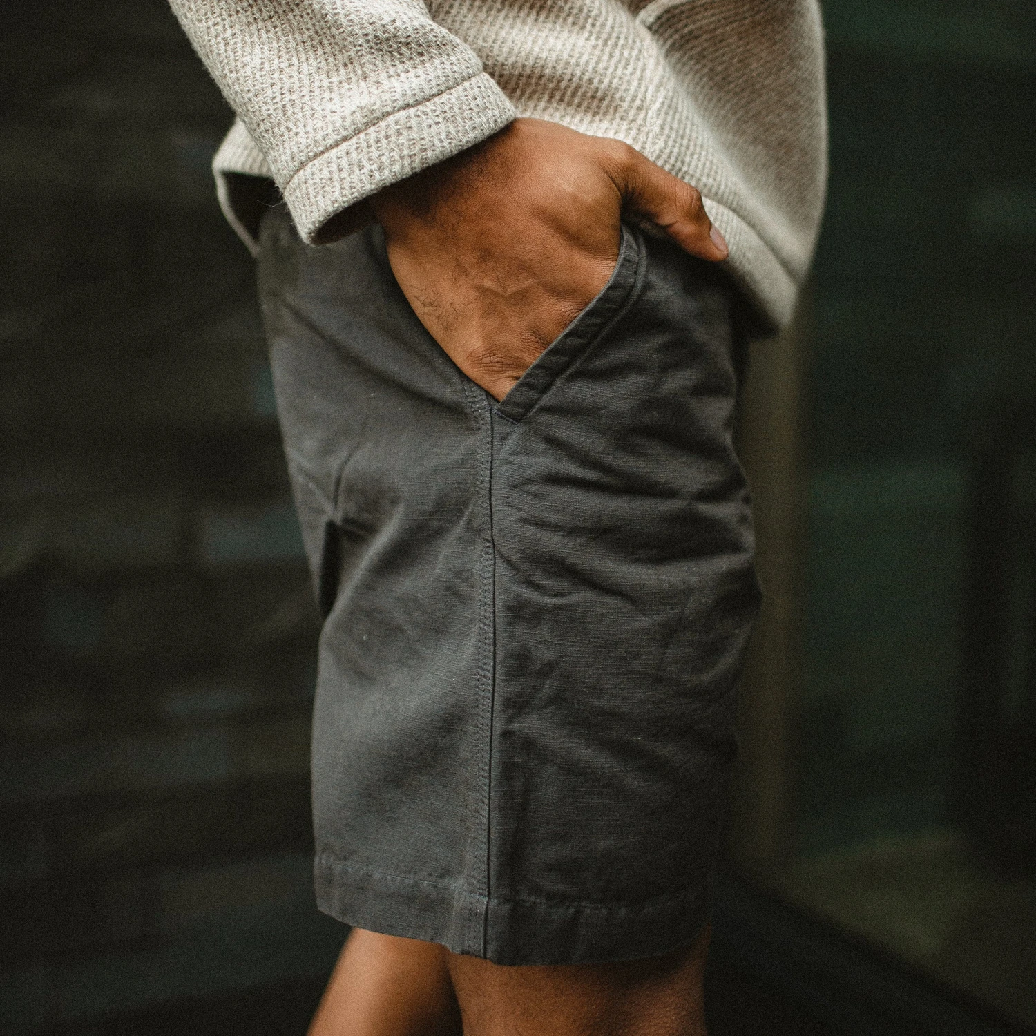 The Morse Short In Dark Slate Linen - Image 2