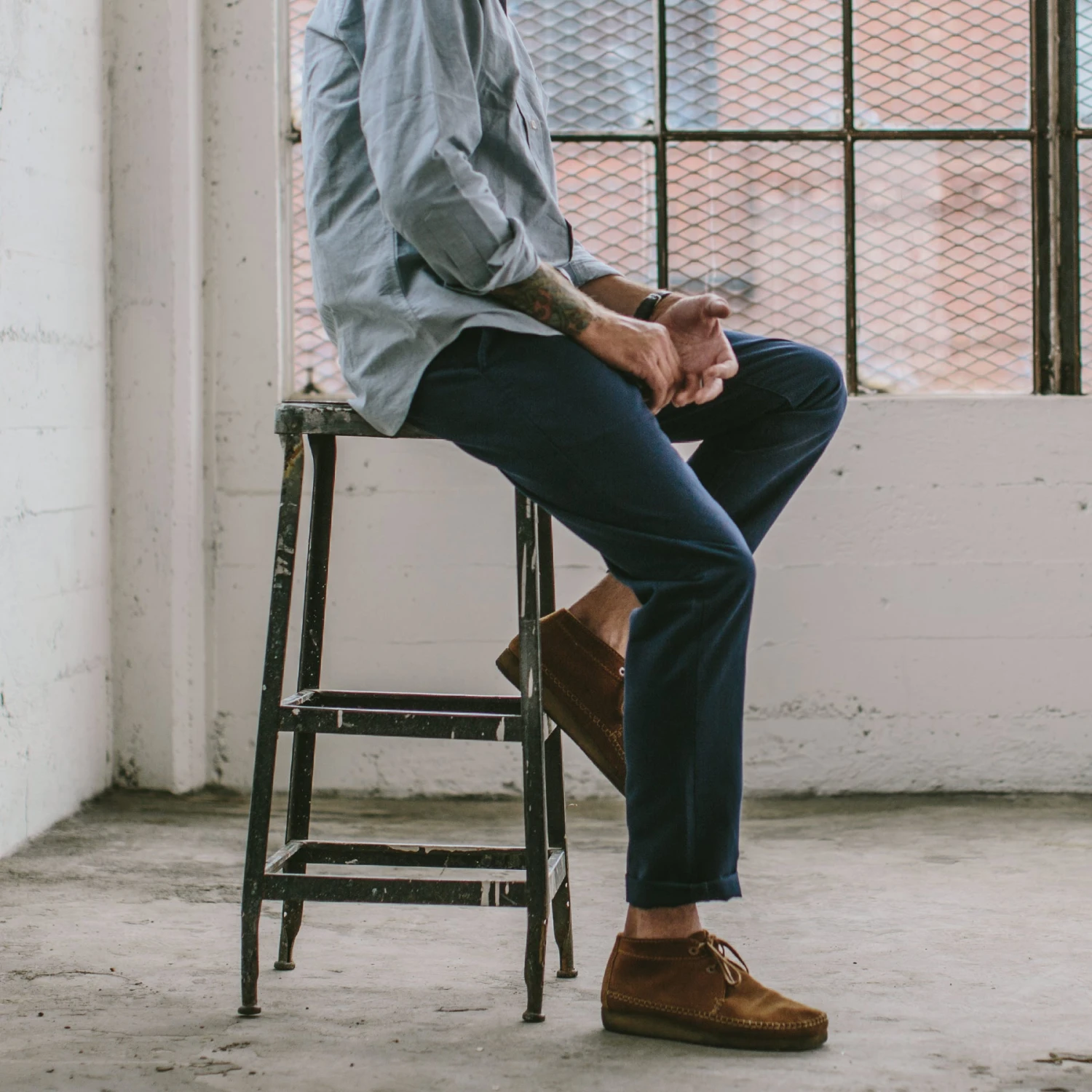 None The Slim Chino In Navy - Image 4