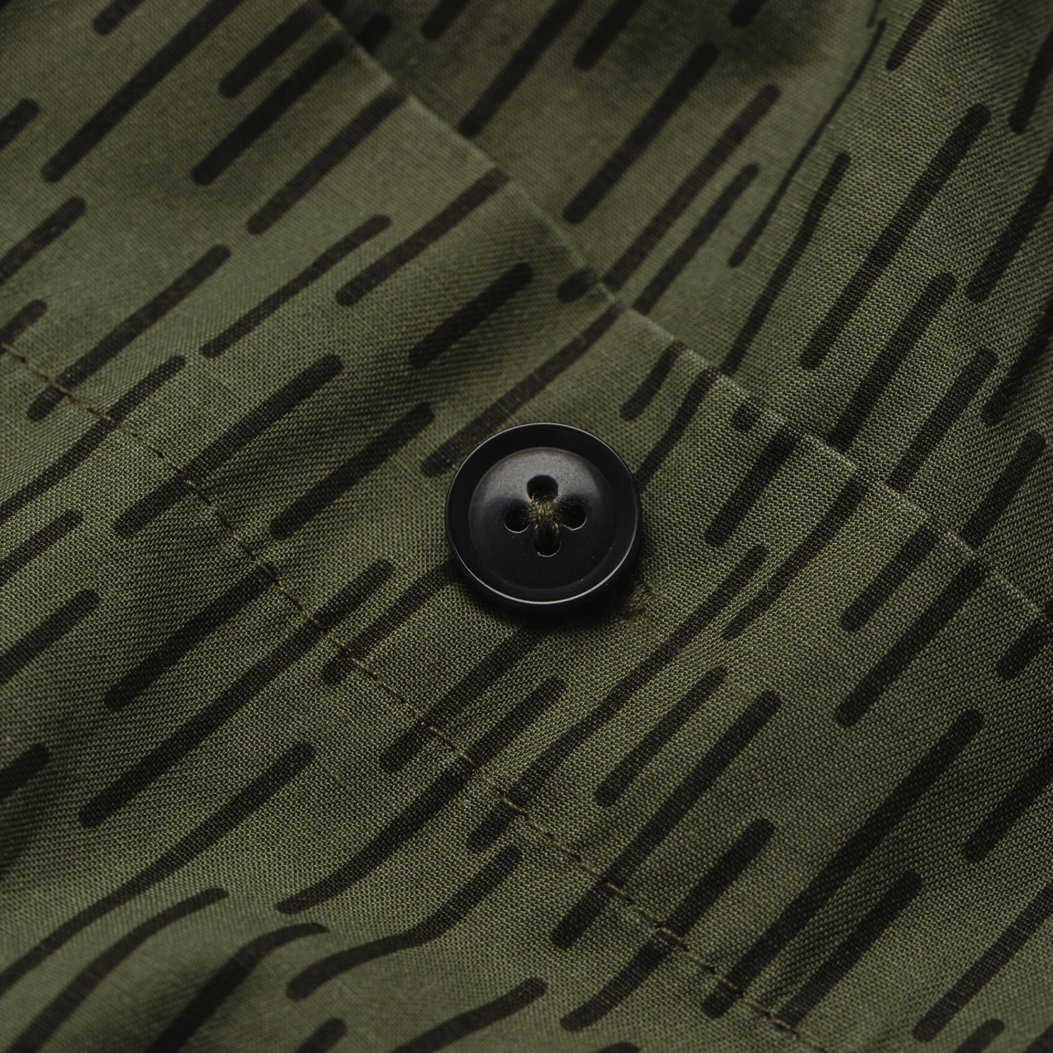 The Après Short In Rain Drop Camo - Image 8