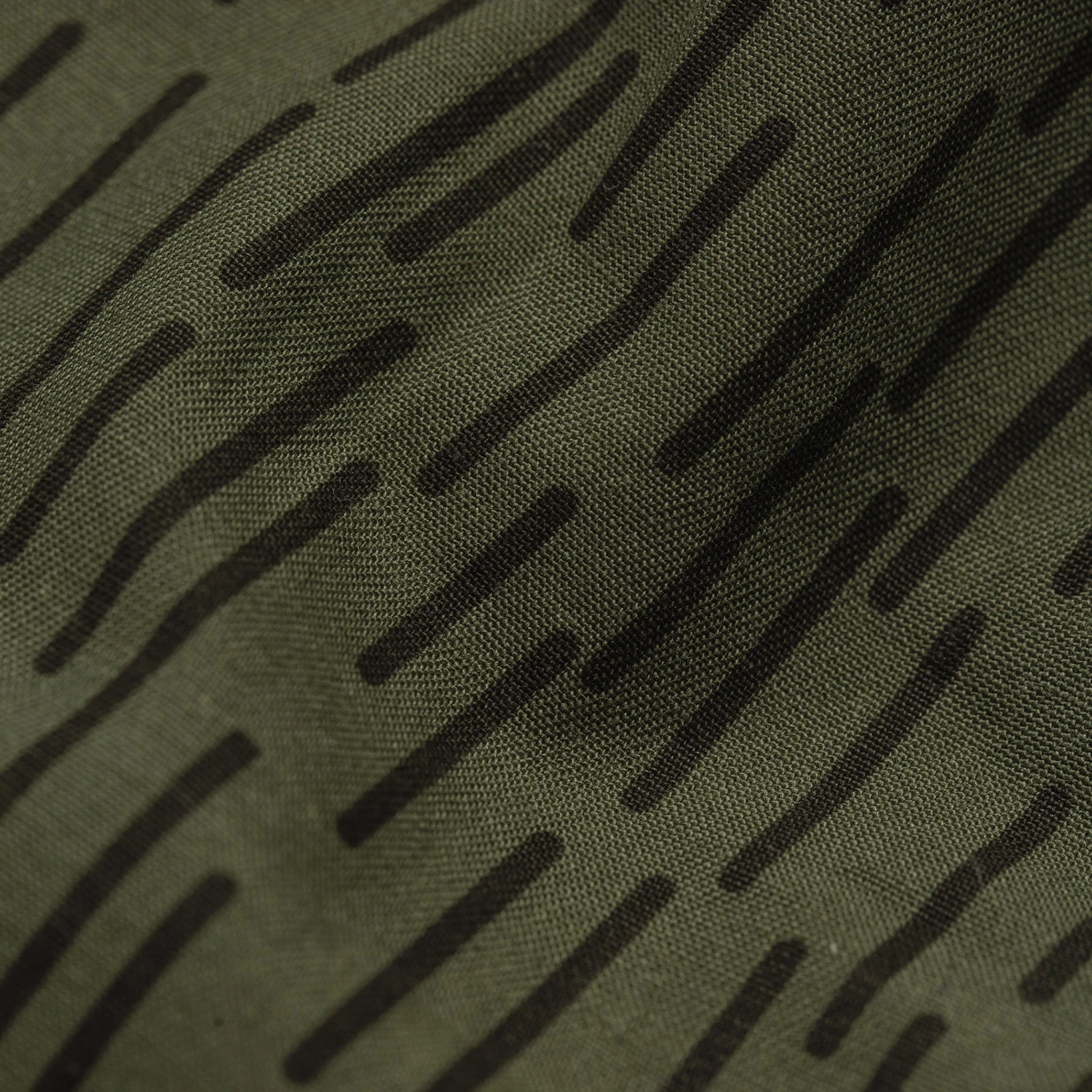 The Après Short In Rain Drop Camo - Image 10