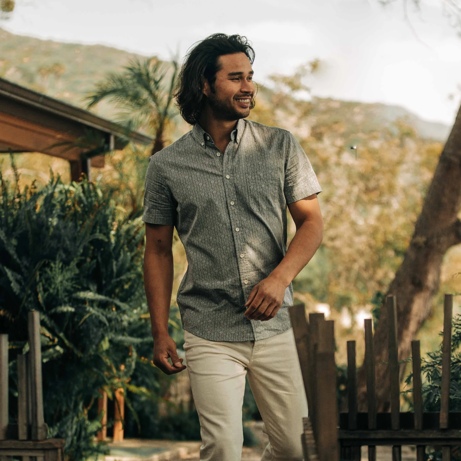 The Short Sleeve Jack In Ash Floral - Image 2