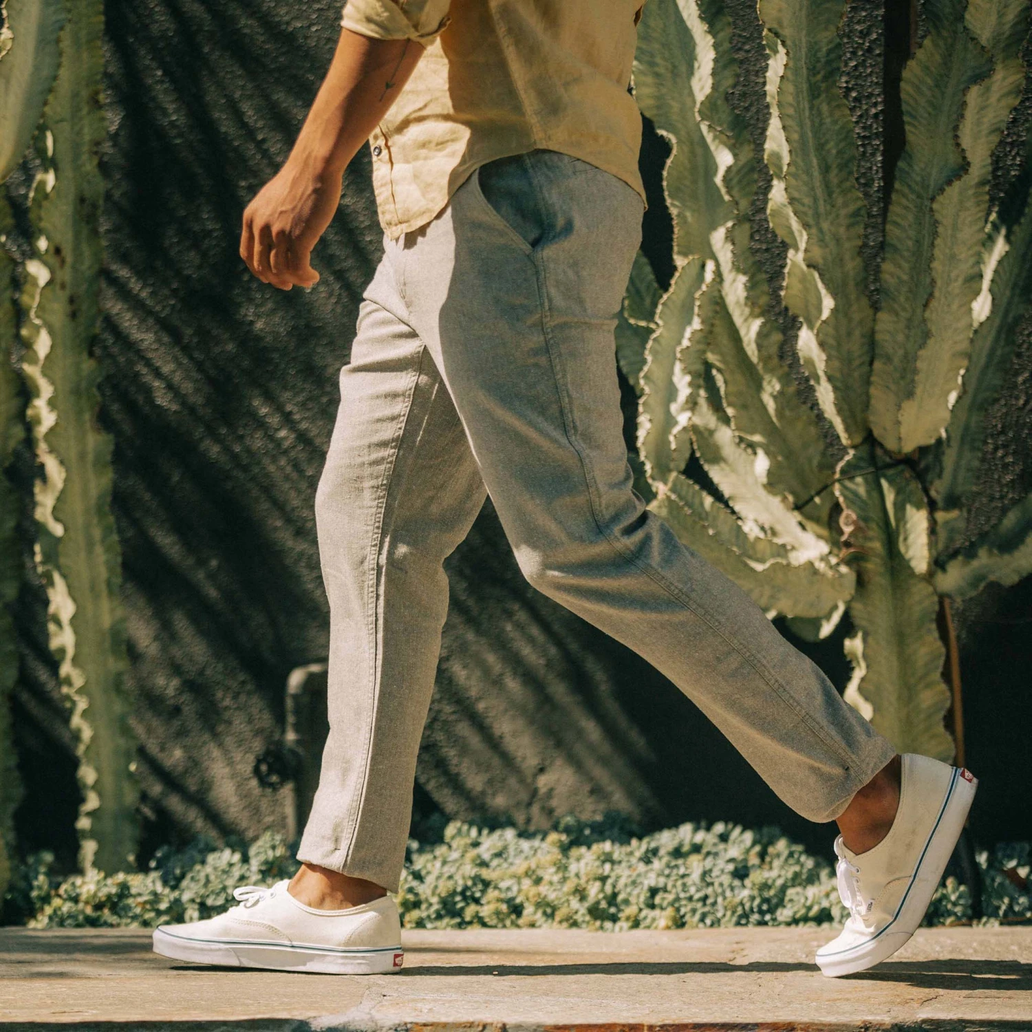 The Easy Pant In Natural Herringbone - Image 4