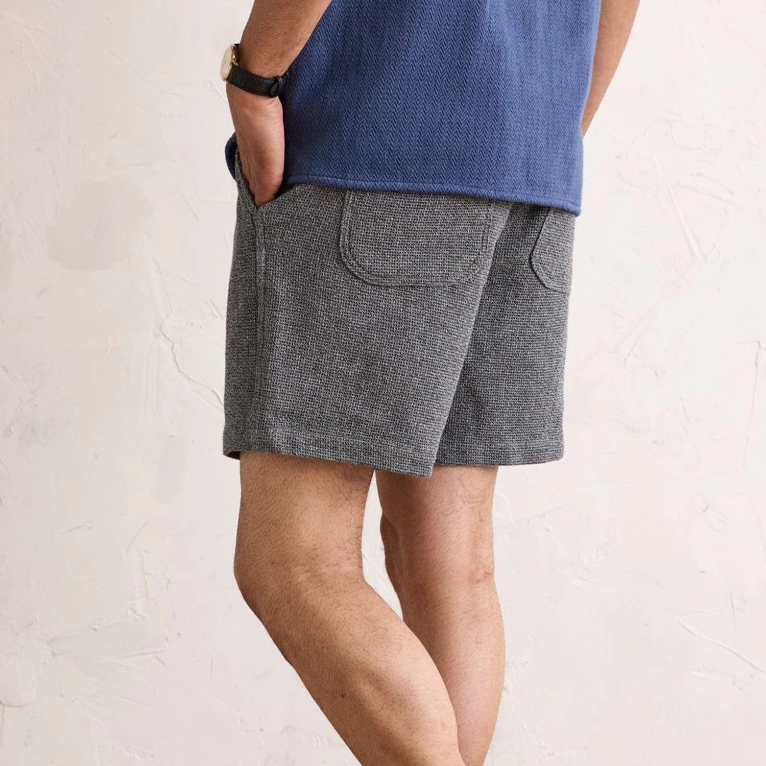 The Apres Short In Charcoal Waffle - Image 4