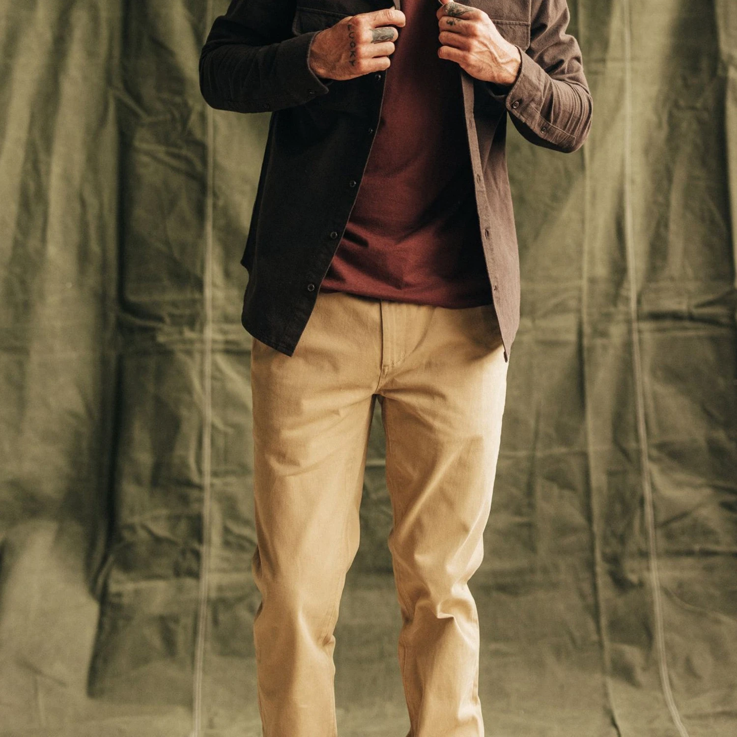 The Slim Foundation Pant In Organic Khaki - Image 3