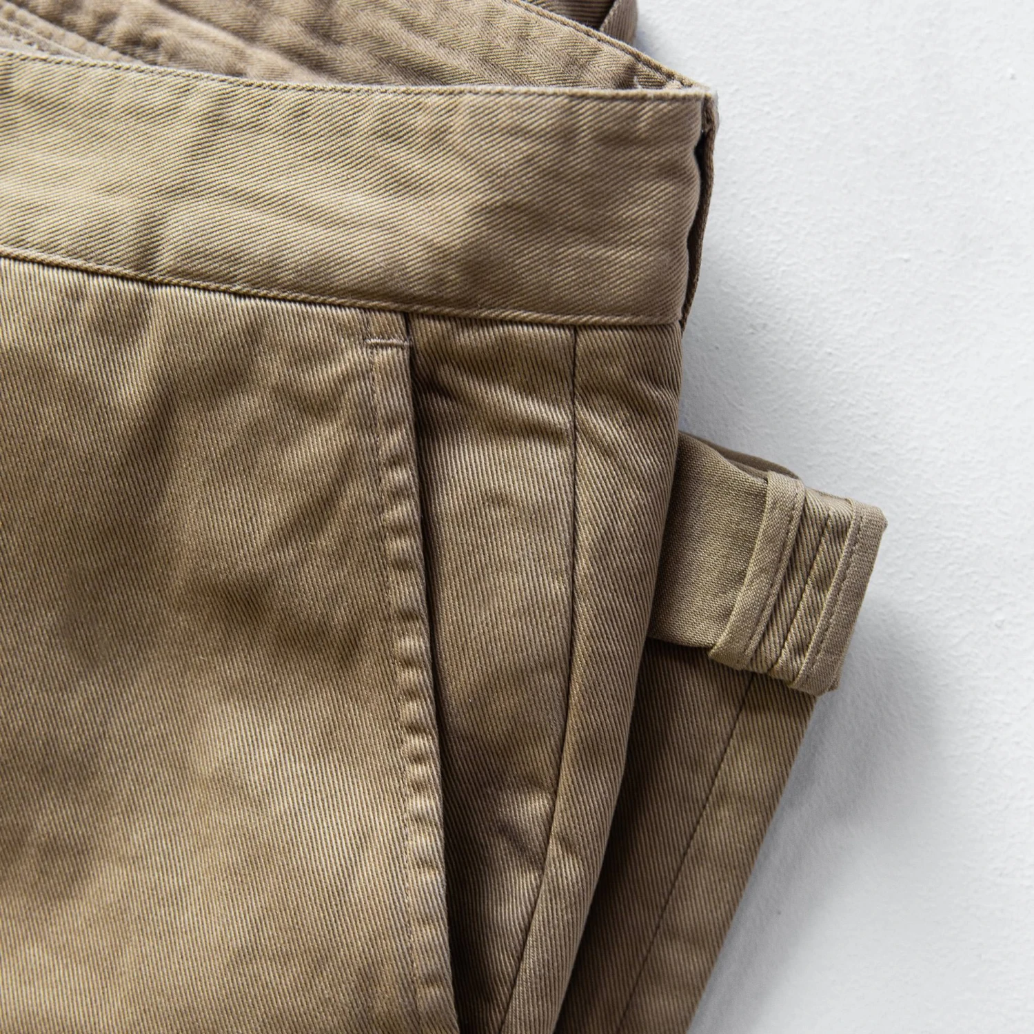 The Slim Foundation Pant In Organic Khaki - Image 6