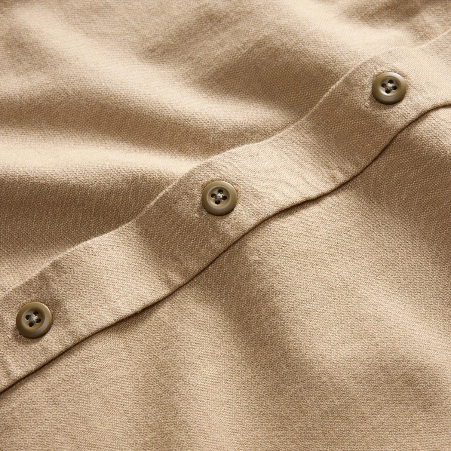 The Saddler Shirt In Light Khaki Twill - Image 7