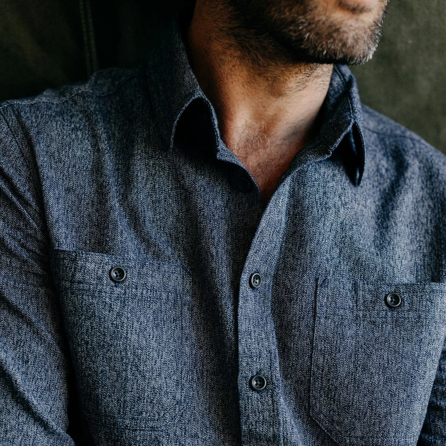 The Utility Shirt In Rinsed Indigo Herringbone - Image 3