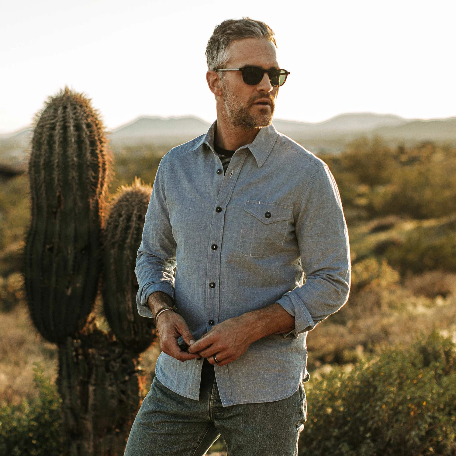 The Cash Shirt In Washed Hemp Chambray - Image 2