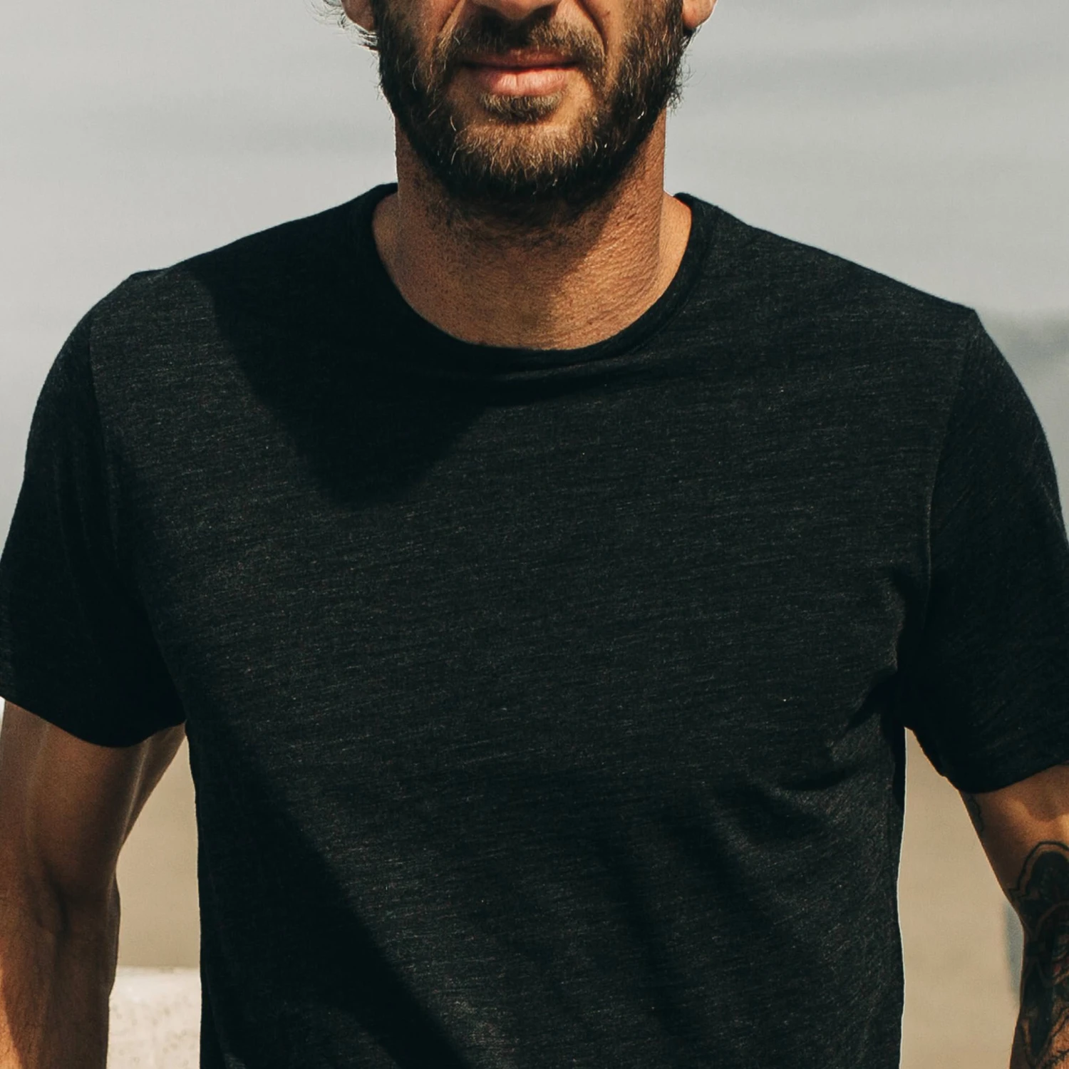 The Merino Tee In Heather Black - Image 3